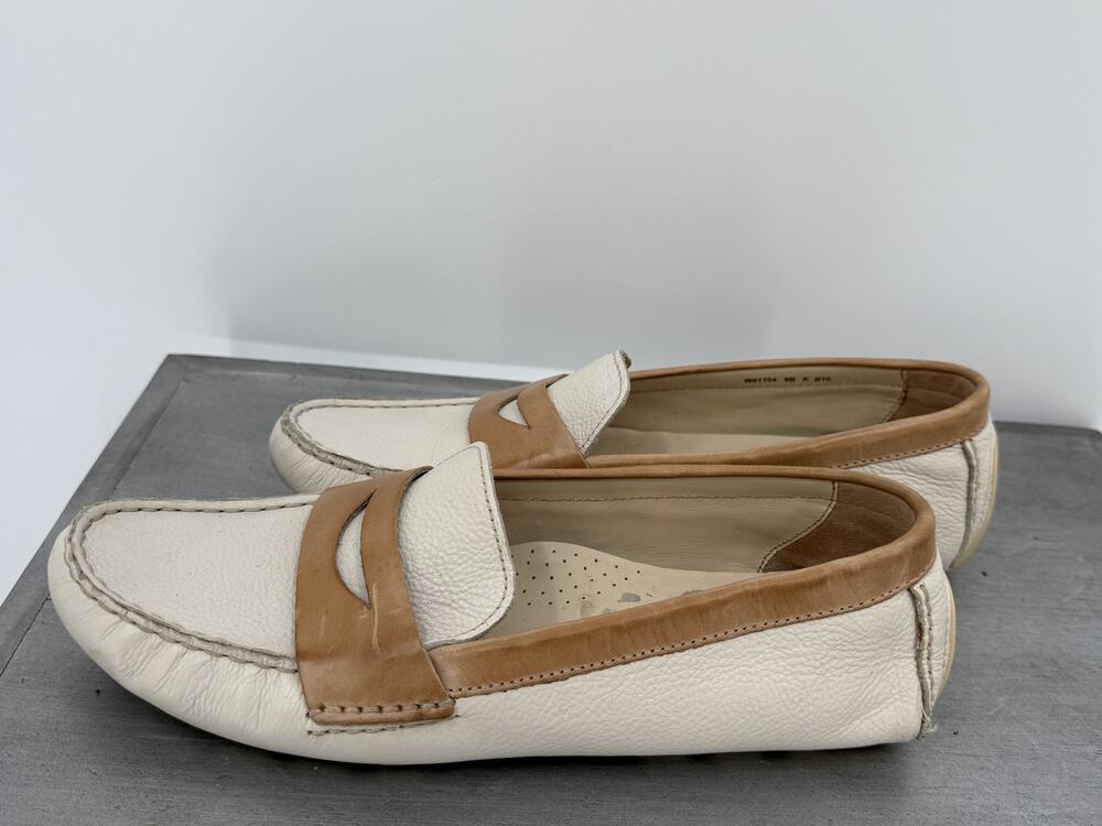 Cole Haan Women's Leather Penny Driving Loafers Ivory Tan Size 9B Minimalist